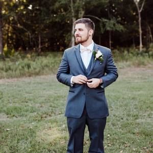 Meet your Posher, Dakota